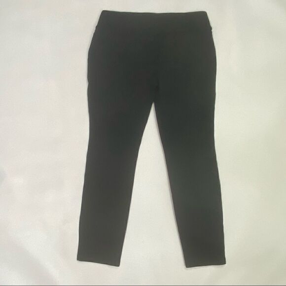 Liverpool Jean Company | Black Stretch Capri’s - Picture 4 of 7